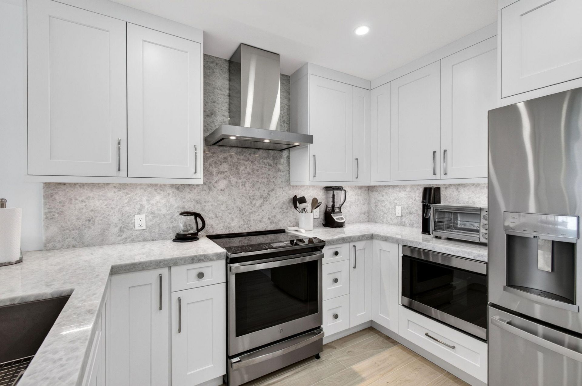 120 N Ocean Boulevard, Unit 203, Delray Beach, FL 33483 Photo