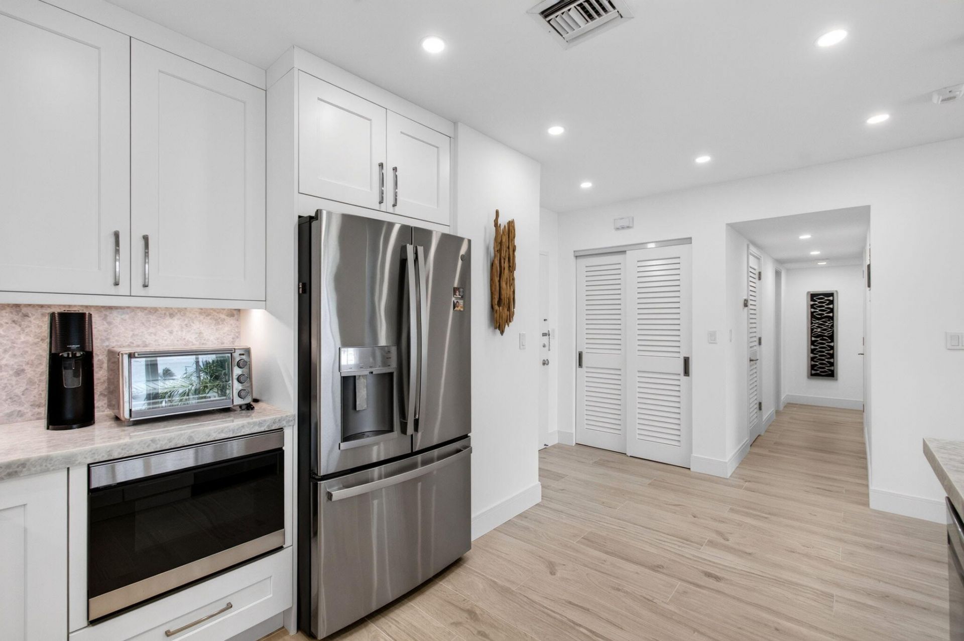 120 N Ocean Boulevard, Unit 203, Delray Beach, FL 33483 Photo