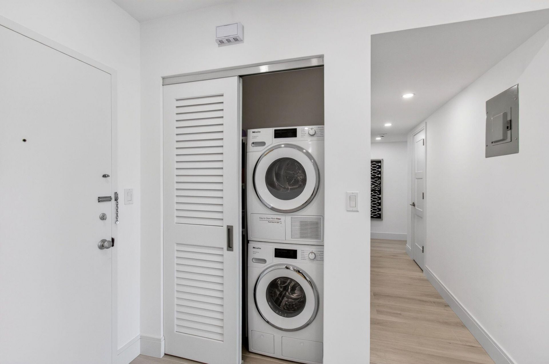 120 N Ocean Boulevard, Unit 203, Delray Beach, FL 33483 Photo