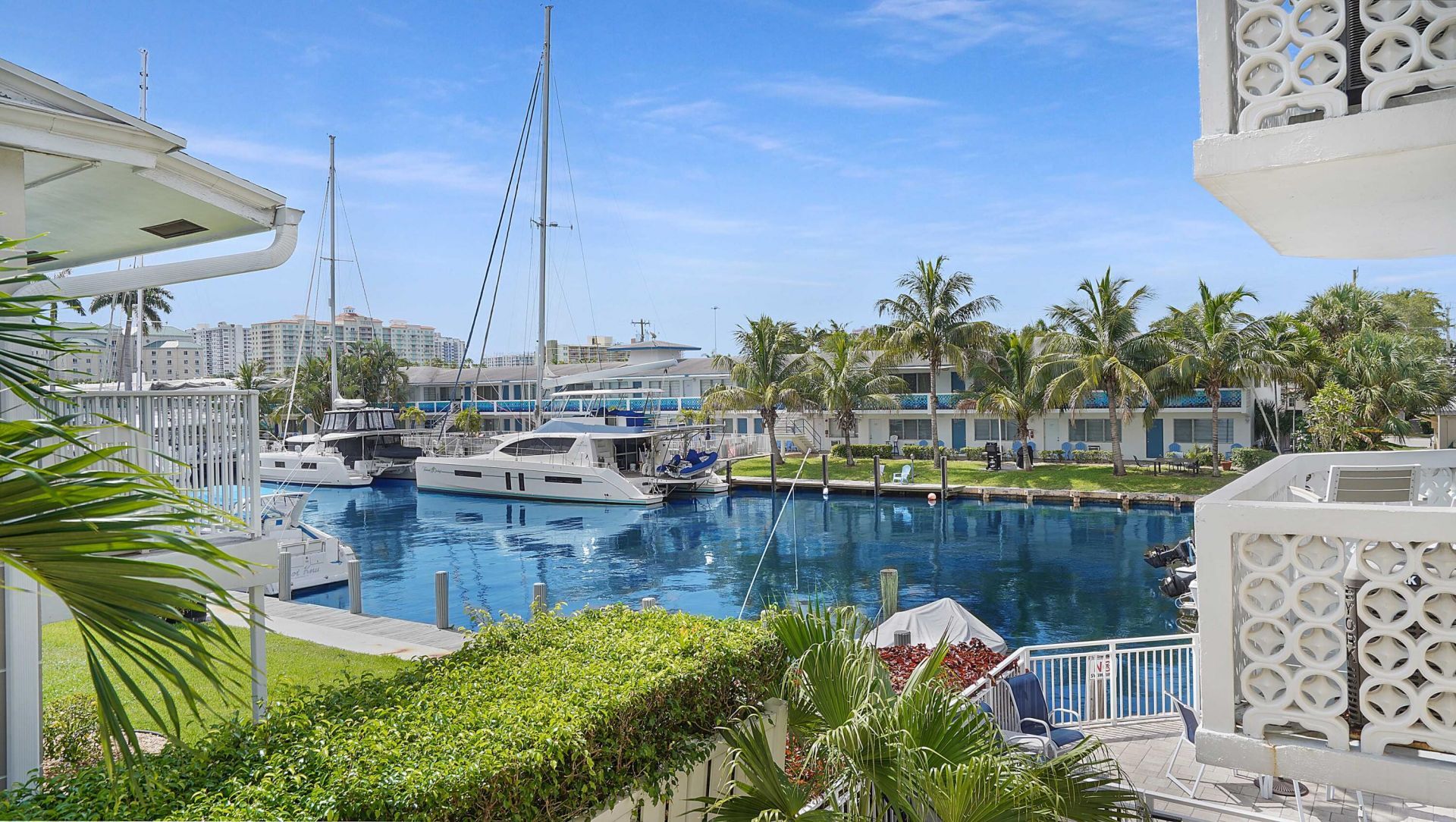 3220 Bayview Drive, Unit 202, Fort Lauderdale, FL 33306 Photo