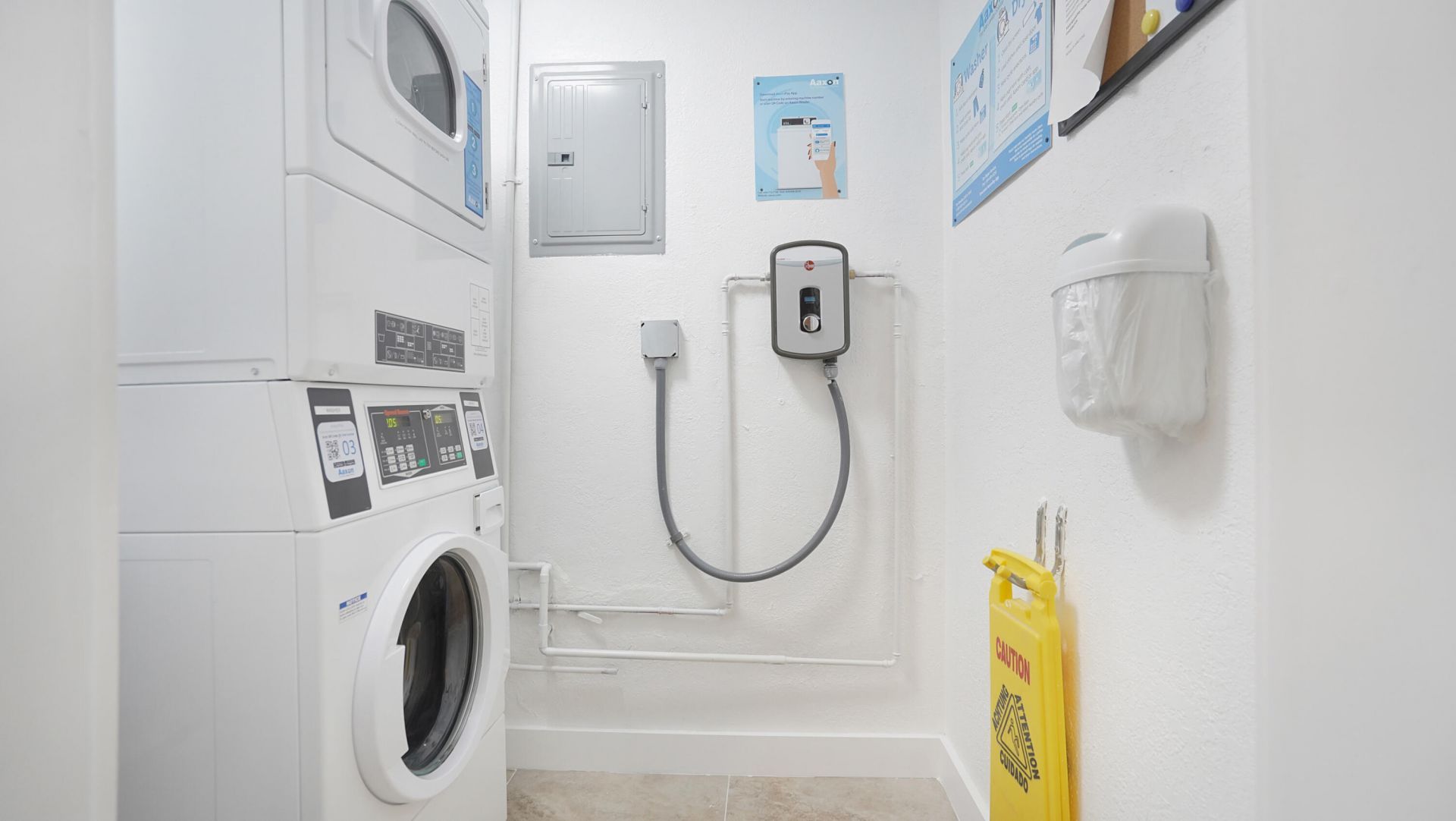 3220 Bayview Drive, Unit 202, Fort Lauderdale, FL 33306 Photo
