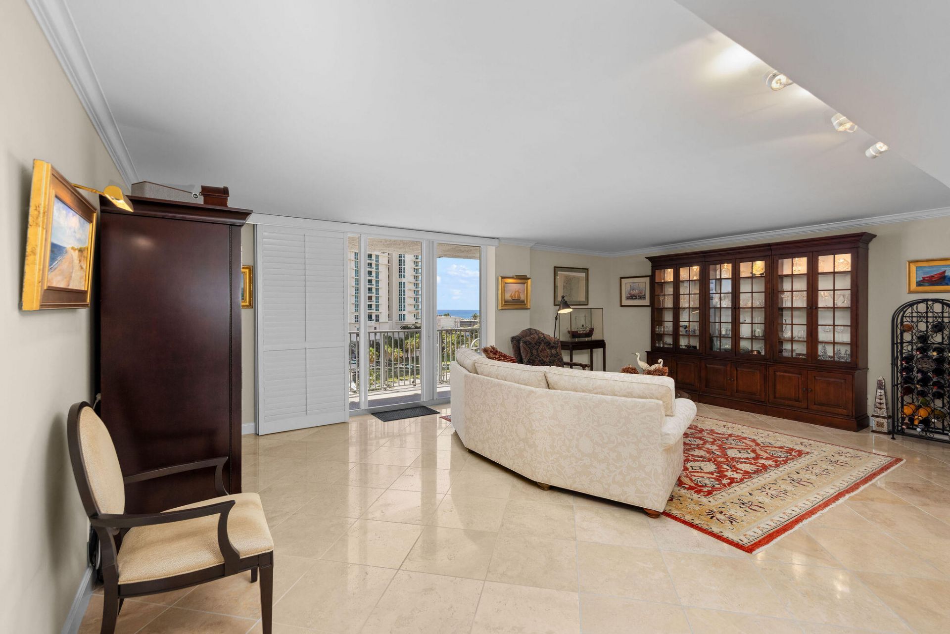 77 S Birch Road, Unit 7D, Fort Lauderdale, FL 33316 Photo
