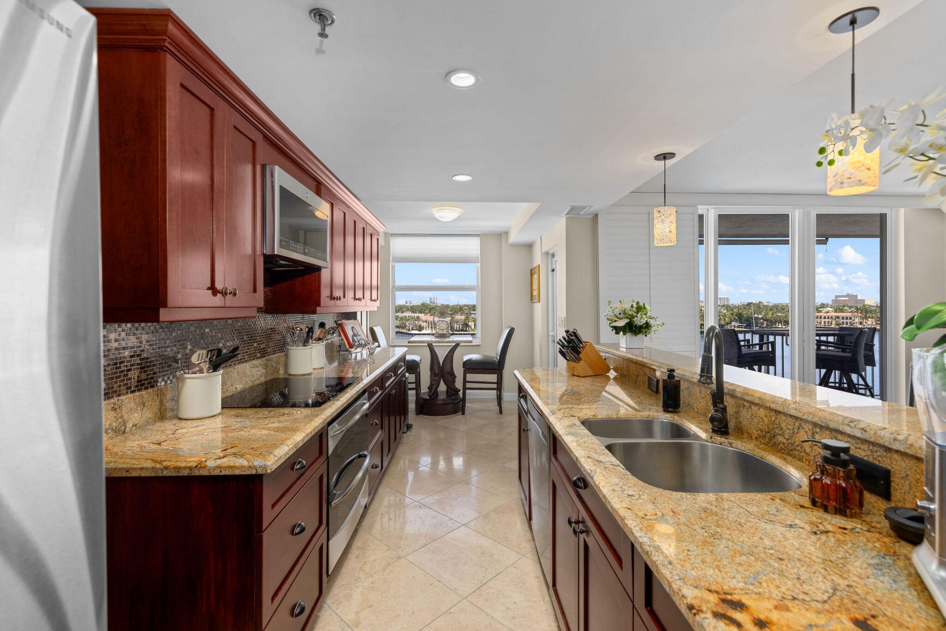 77 S Birch Road, Unit 7D, Fort Lauderdale, FL 33316 Photo