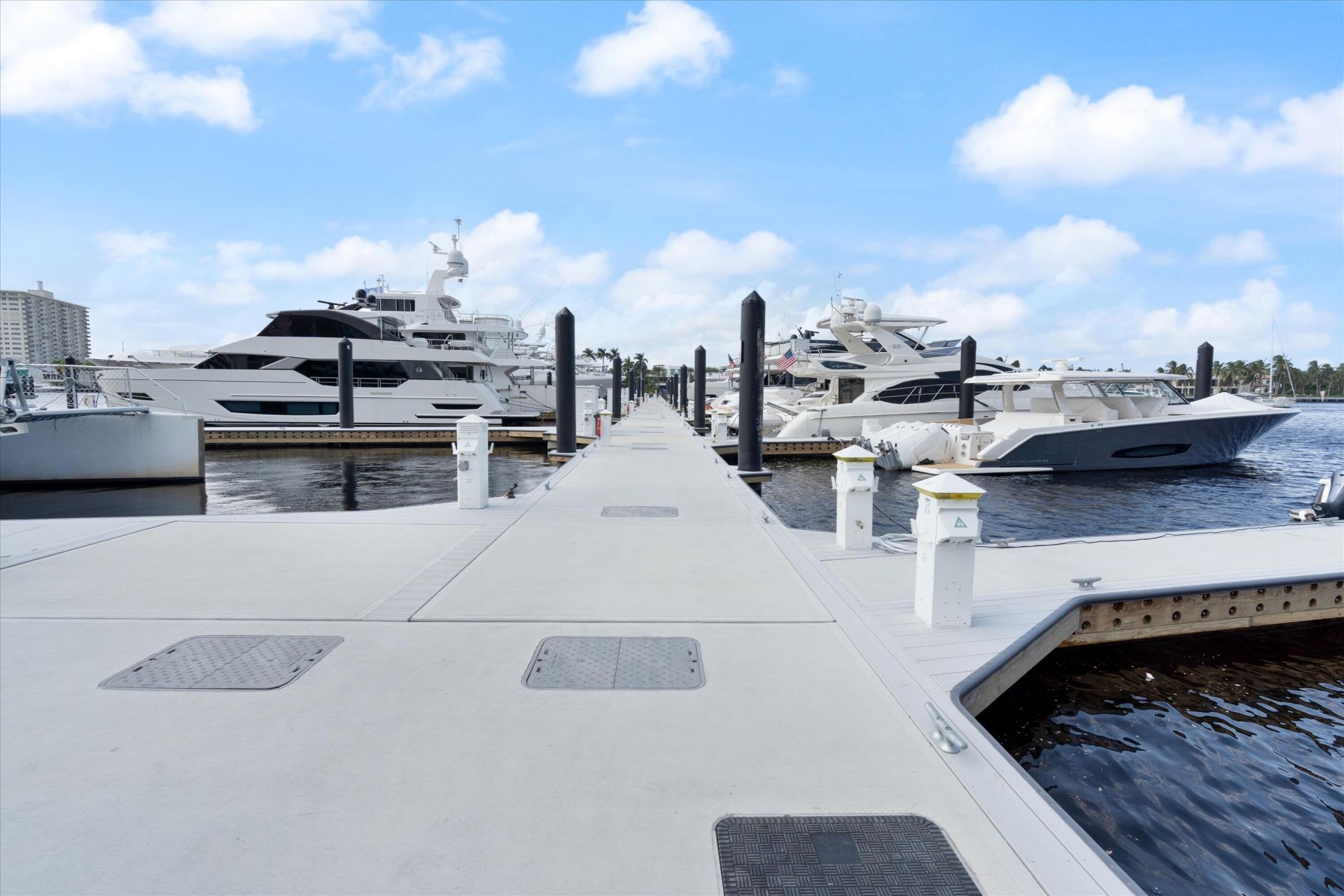 77 S Birch Road, Unit 7D, Fort Lauderdale, FL 33316 Photo