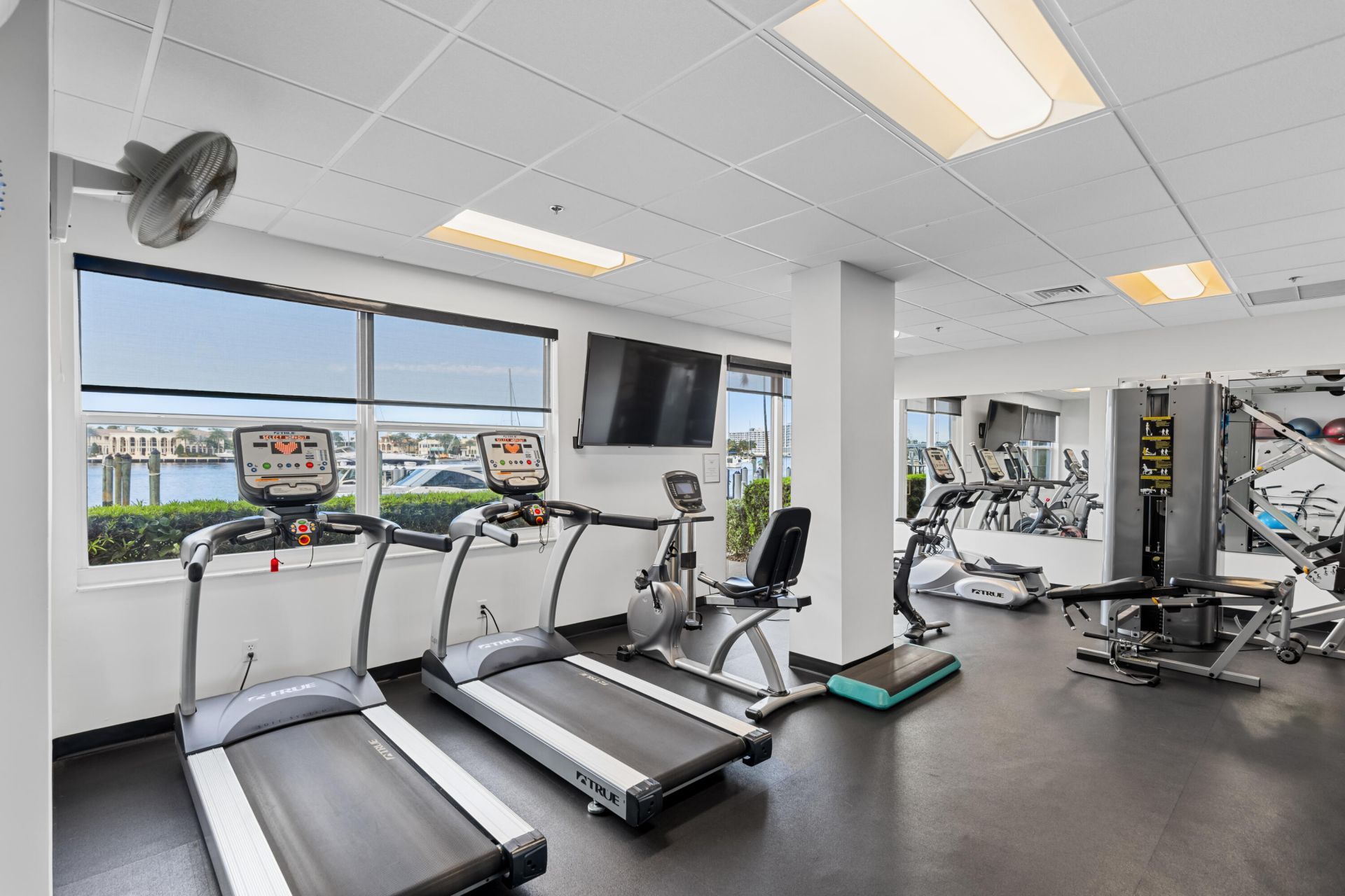 77 S Birch Road, Unit 7D, Fort Lauderdale, FL 33316 Photo