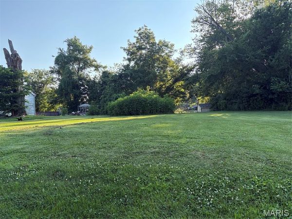 209 Sunset Drive , Bethalto, IL 62010