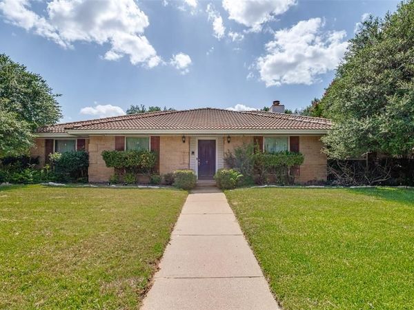 3701 Ashbury Lane, Bedford, TX 76021