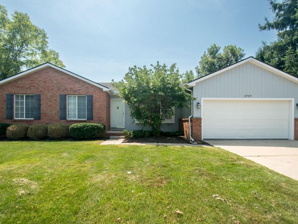 6595 Sauk Trail, Saline, MI 48176