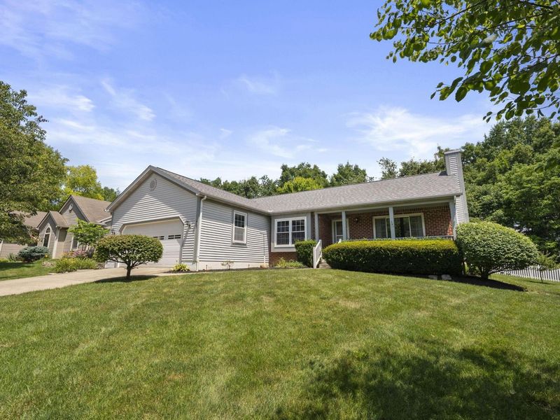 465 Ablemarle Circle, Delaware, OH 43015 Photo 2