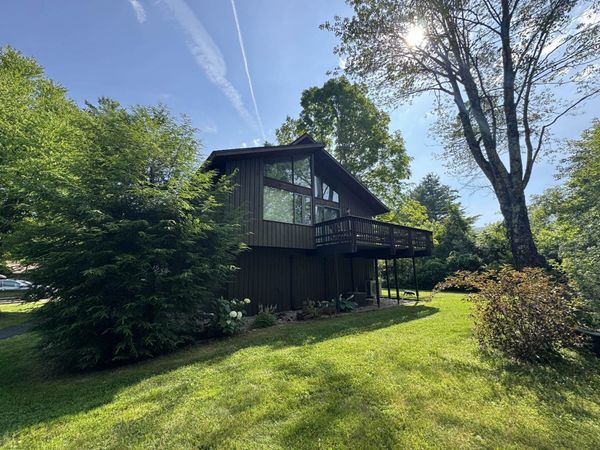 80 Murray Hill South Road, Unit 10, Manchester, VT 05255
