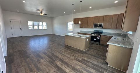 1844 Fort Sutter Boulevard, Fernley, NV 89408 Photo