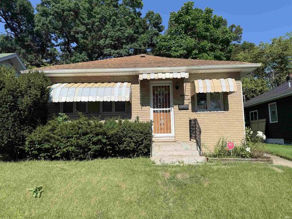 1326 N Johnson Street, South Bend, IN 46628