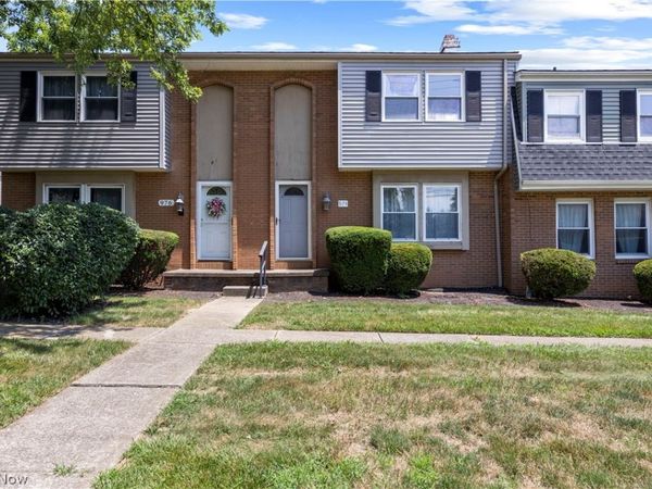 974 Wadsworth Road, Medina, OH 44256