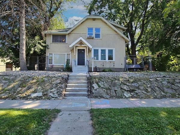1462 Carroll Avenue, Saint Paul, MN 55104