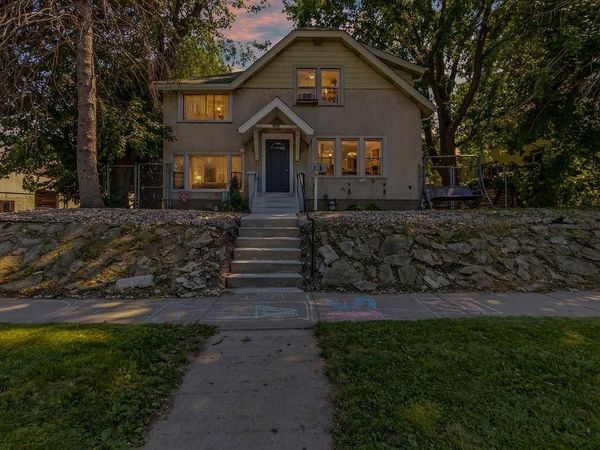 1462 Carroll Avenue, Saint Paul, MN 55104