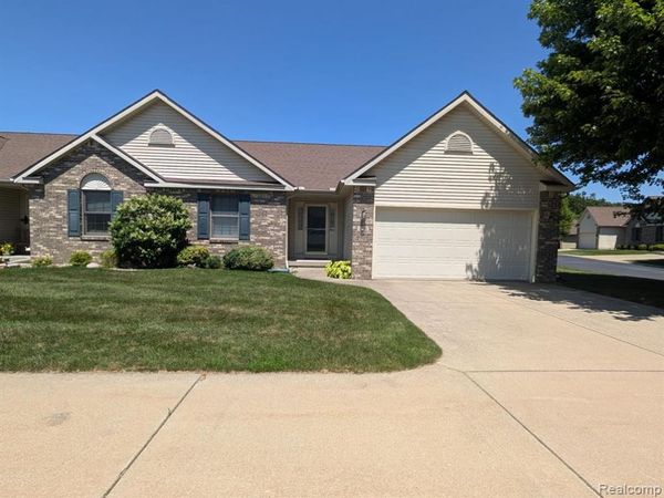 3178 Amsterdam Drive , Vienna Twp, MI 48420