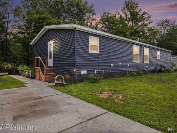 6154 Birch Creek Court , Kimball Twp, MI 48704