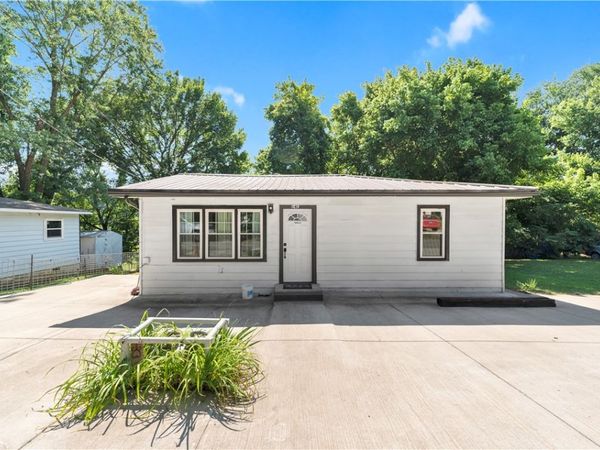 141 S Allen Street , Cave Springs, AR 72718