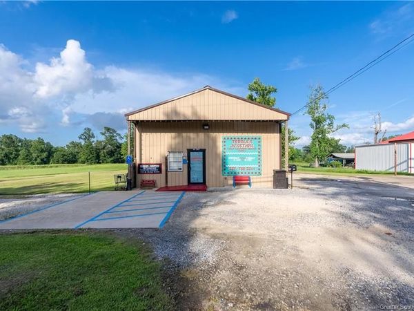 810 Page, Dequincy, LA 70633