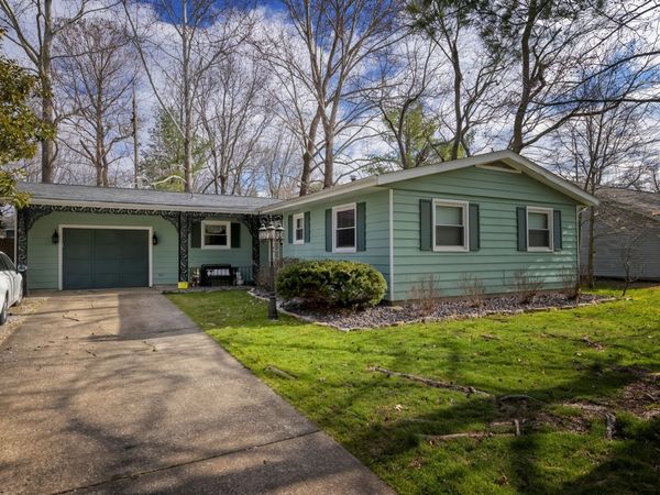 609 S Emerald Lane , Carbondale, IL 62901