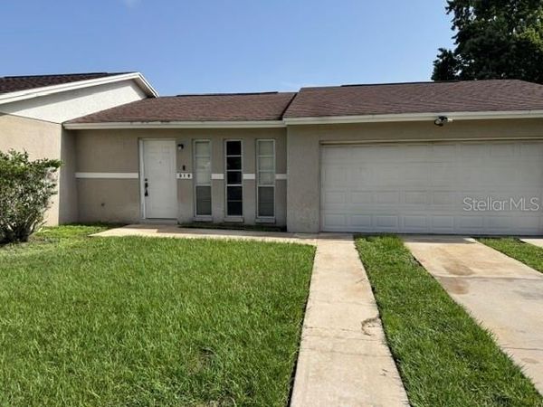 319 LA PAZ DRIVE , KISSIMMEE, FL 34743
