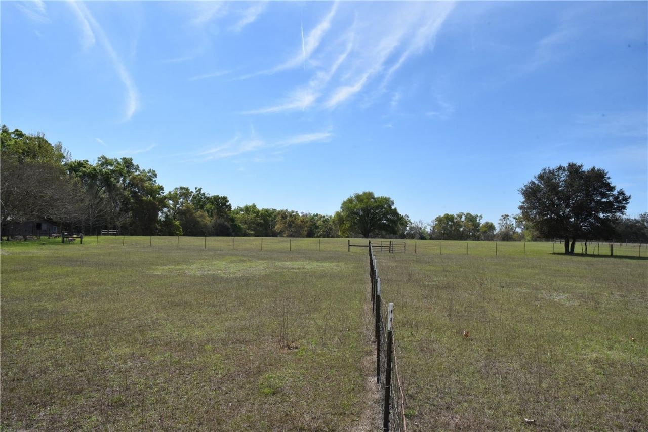6482 SE 55th Street, Trenton, FL 32693 Photo
