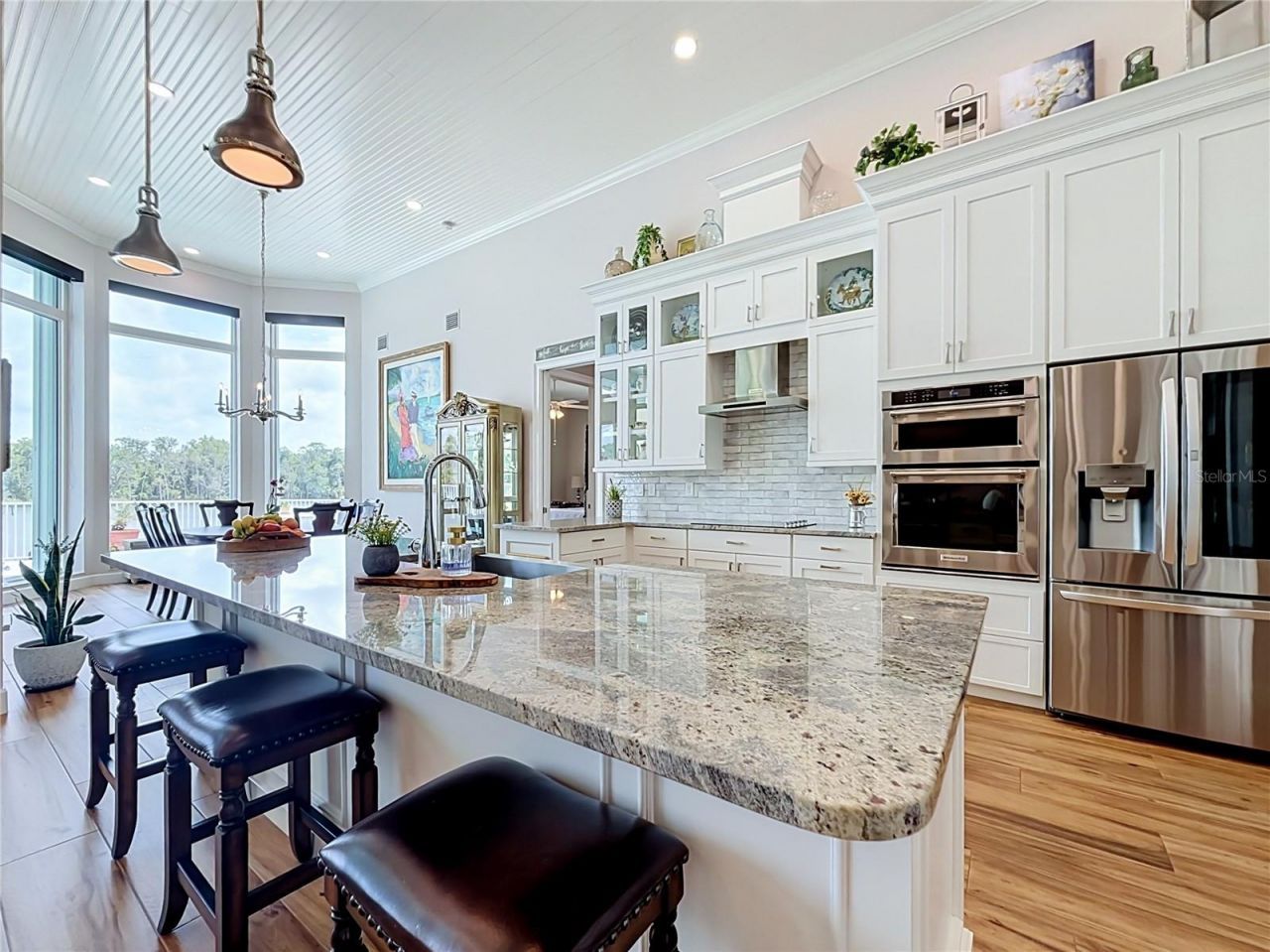 838 SW Kings Bay Drive, Crystal River, FL 34429 Photo