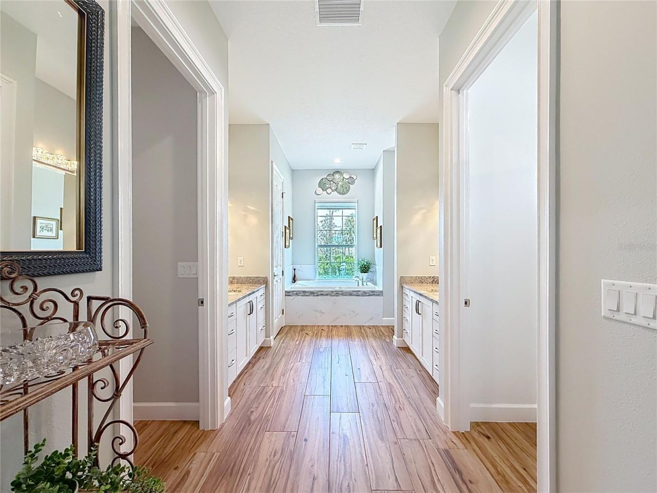 838 SW Kings Bay Drive, Crystal River, FL 34429 Photo