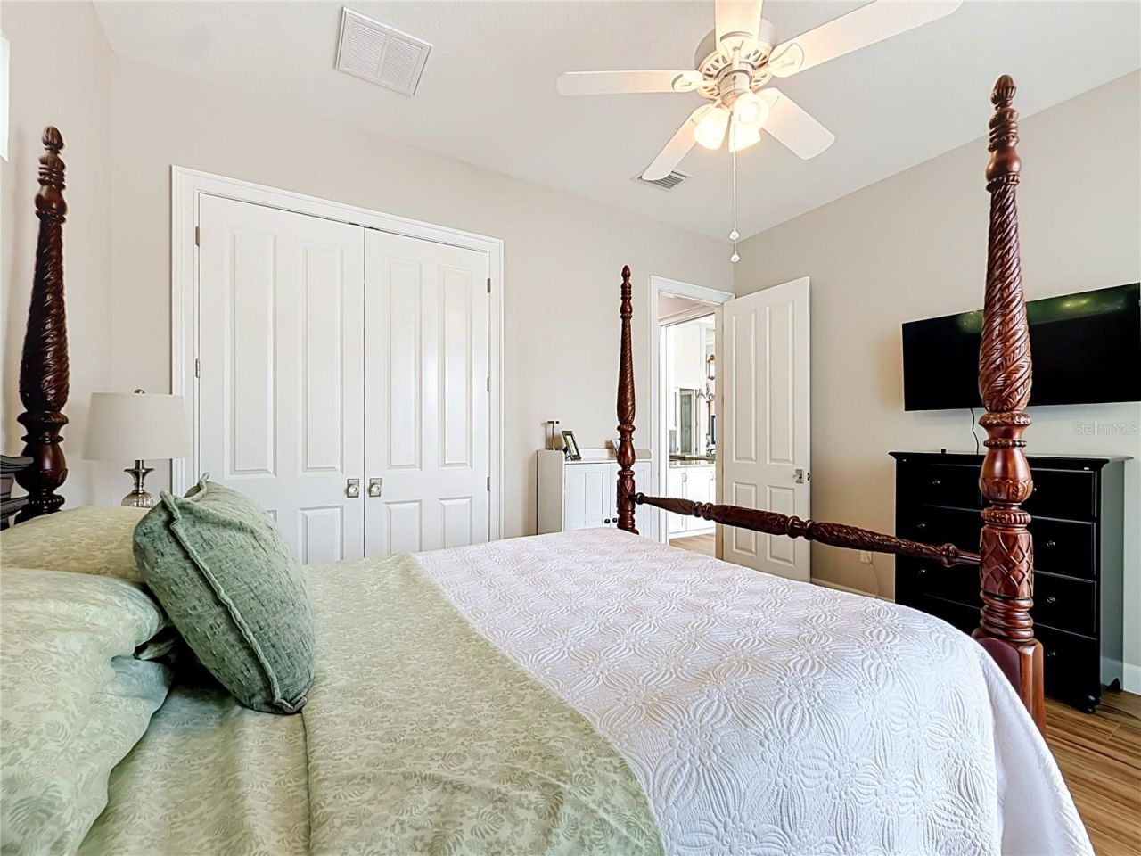 838 SW Kings Bay Drive, Crystal River, FL 34429 Photo