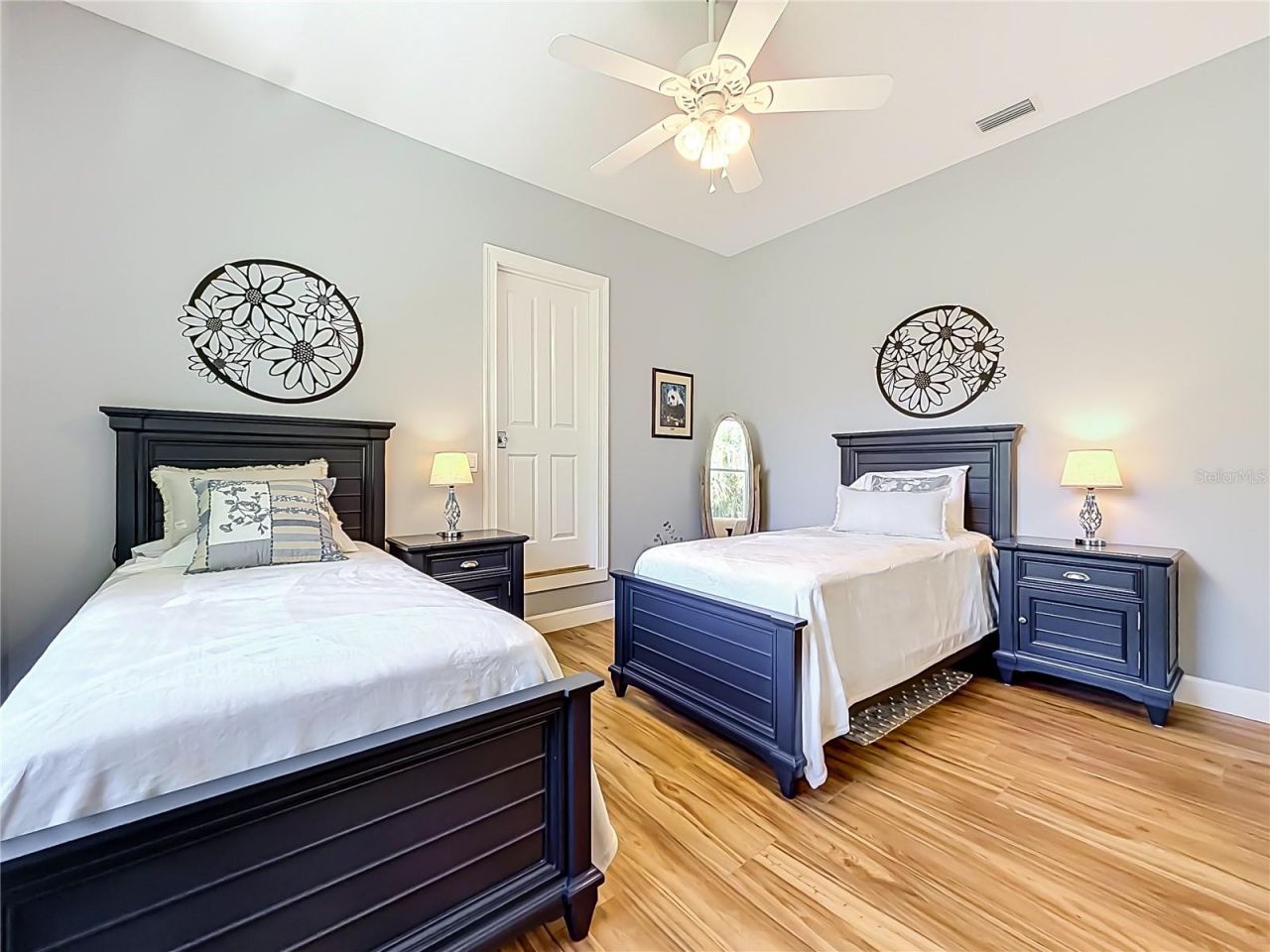 838 SW Kings Bay Drive, Crystal River, FL 34429 Photo