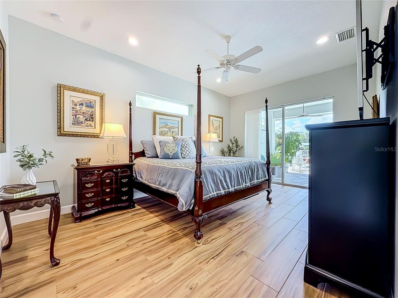 838 SW Kings Bay Drive, Crystal River, FL 34429 Photo