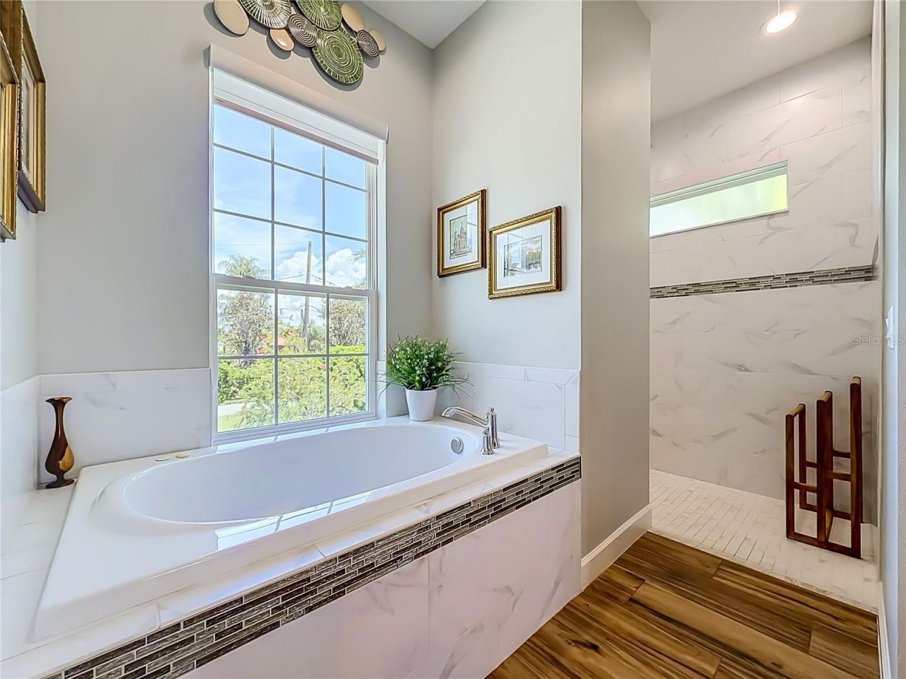 838 SW Kings Bay Drive, Crystal River, FL 34429 Photo