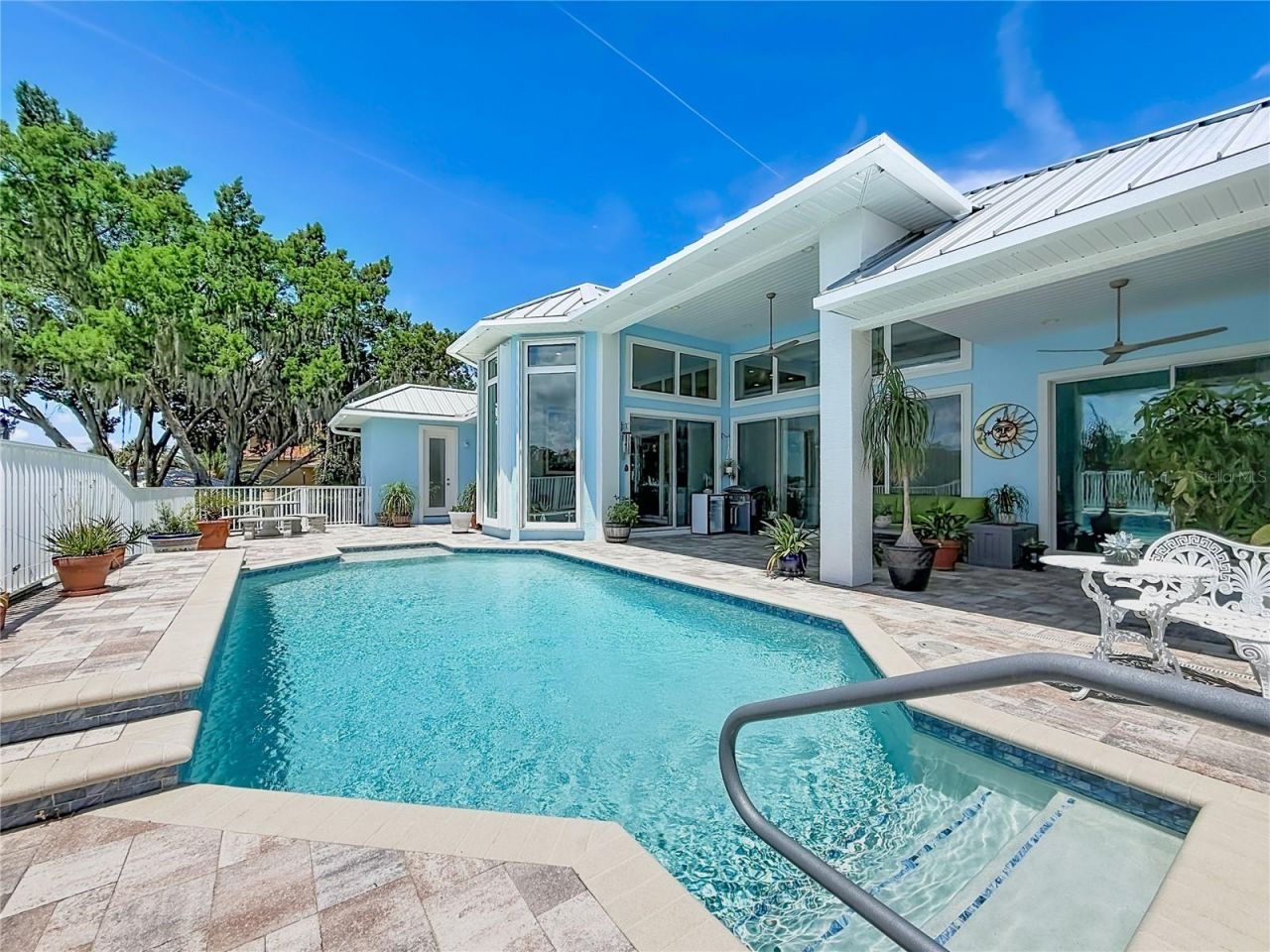 838 SW Kings Bay Drive, Crystal River, FL 34429 Photo