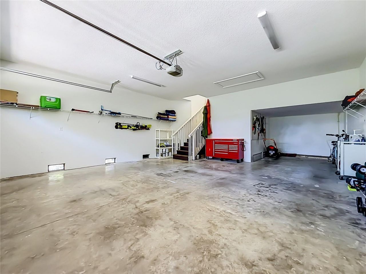 838 SW Kings Bay Drive, Crystal River, FL 34429 Photo