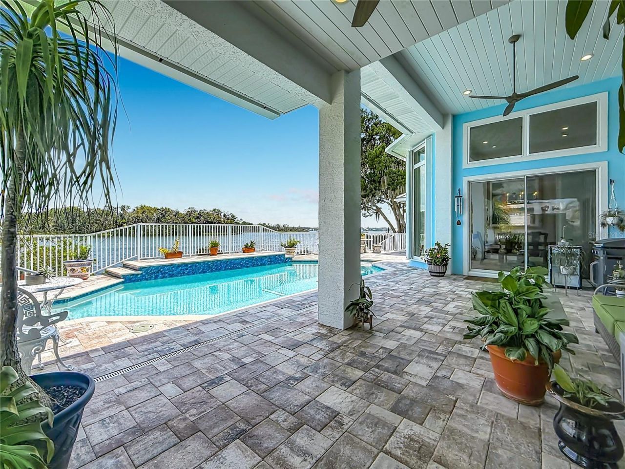838 SW Kings Bay Drive, Crystal River, FL 34429 Photo