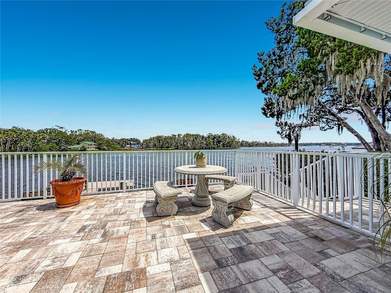 838 SW Kings Bay Drive, Crystal River, FL 34429 Photo