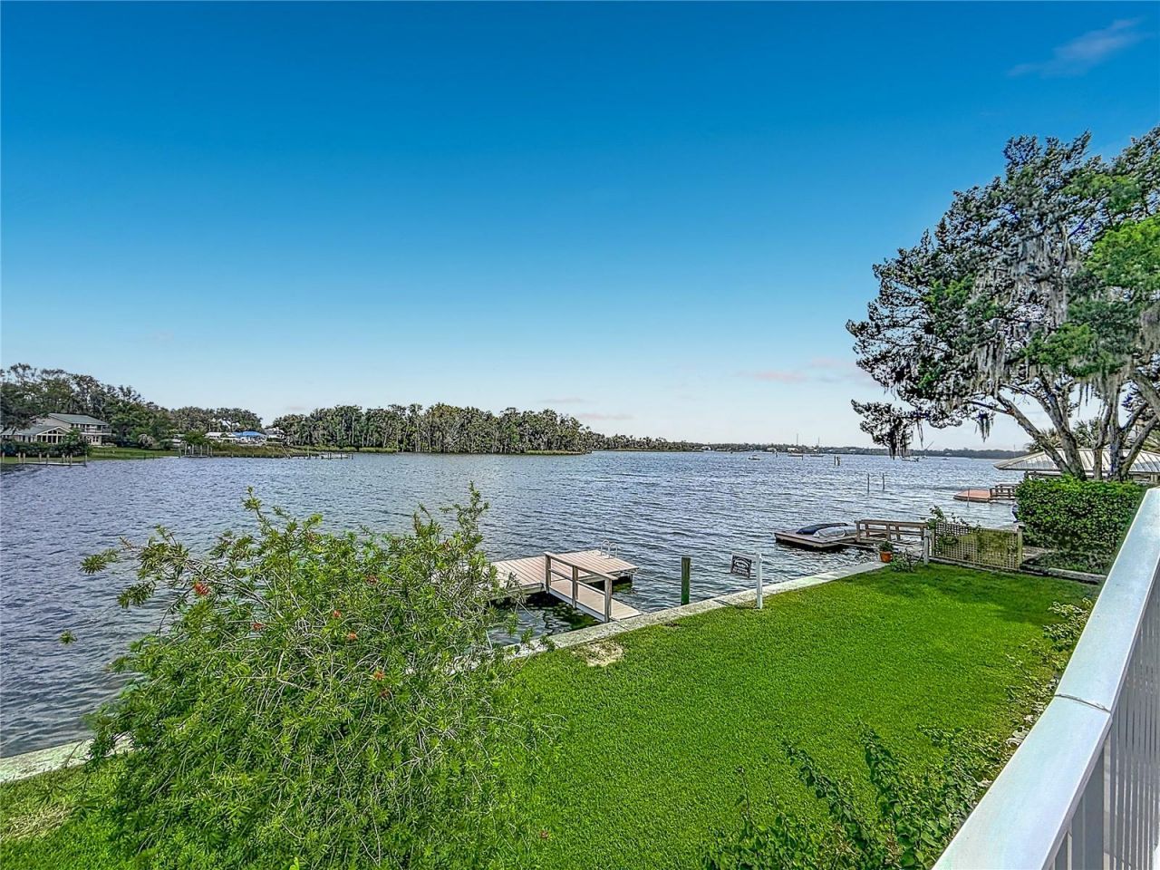 838 SW Kings Bay Drive, Crystal River, FL 34429 Photo