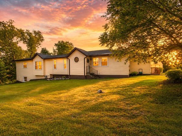 200 Lake St, Cascade, WI 53011