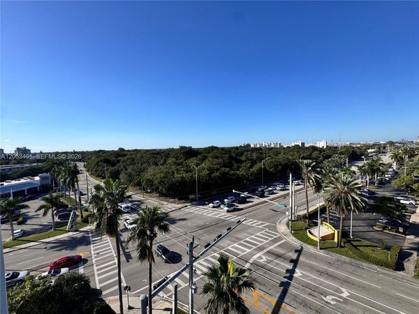 13499 Biscayne Blvd , Unit 703, North Miami, FL 33181