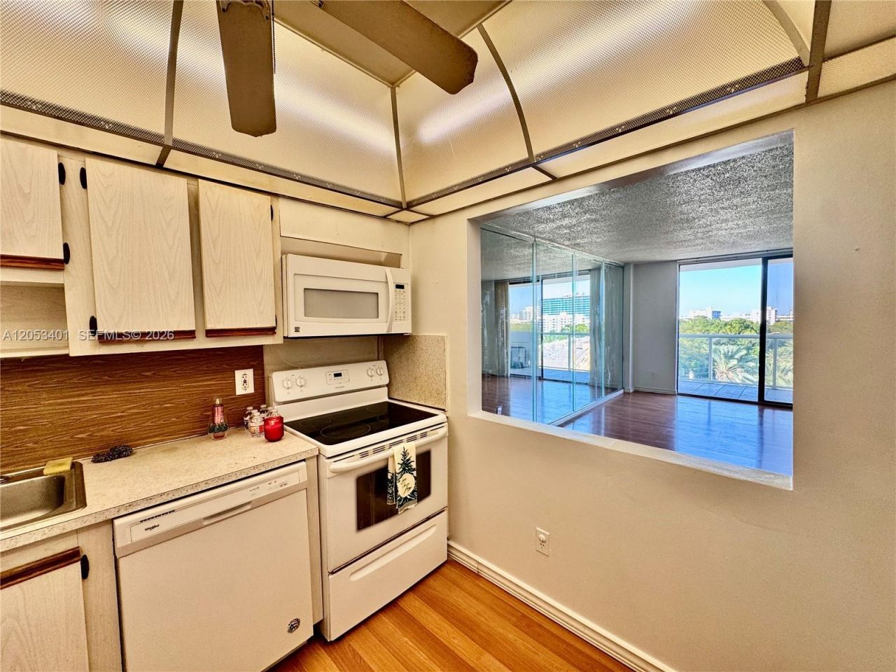 13499 Biscayne Blvd , Unit 703, North Miami, FL 33181 Photo
