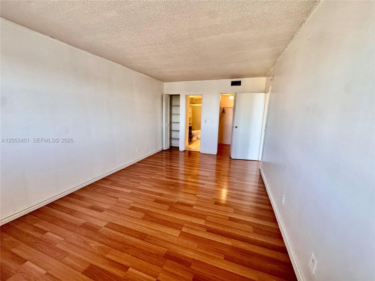 13499 Biscayne Blvd , Unit 703, North Miami, FL 33181 Photo