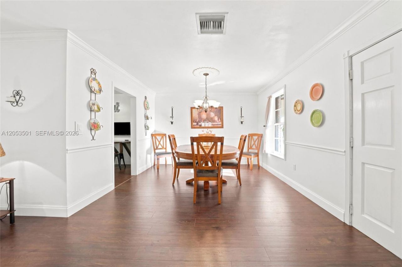 15425 N Miami Ave, Miami, FL 33169 Photo