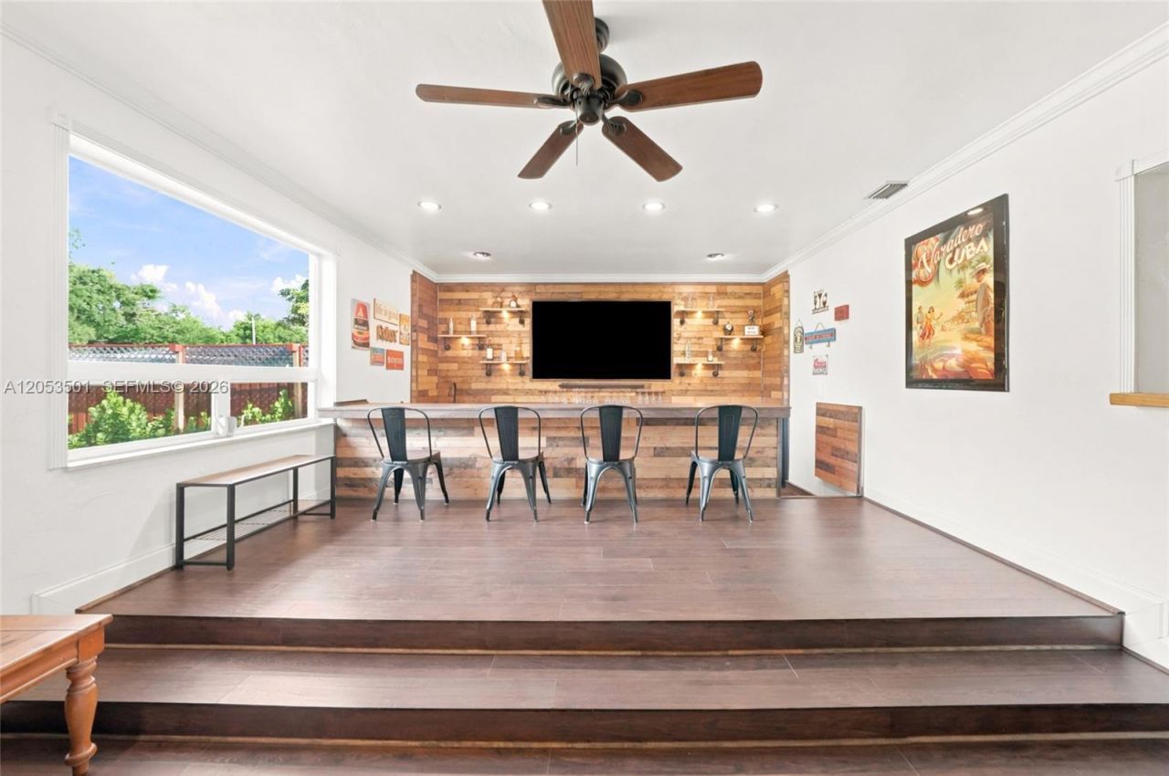 15425 N Miami Ave, Miami, FL 33169 Photo