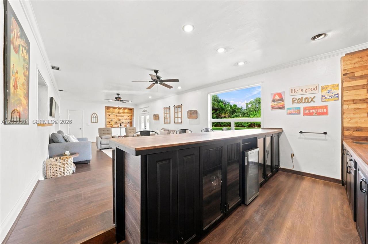15425 N Miami Ave, Miami, FL 33169 Photo