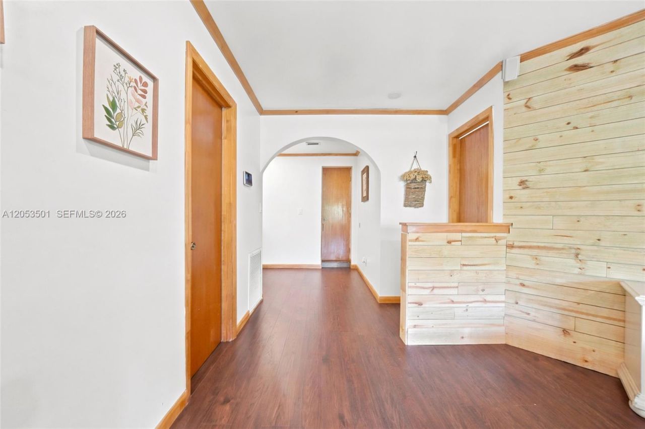15425 N Miami Ave, Miami, FL 33169 Photo