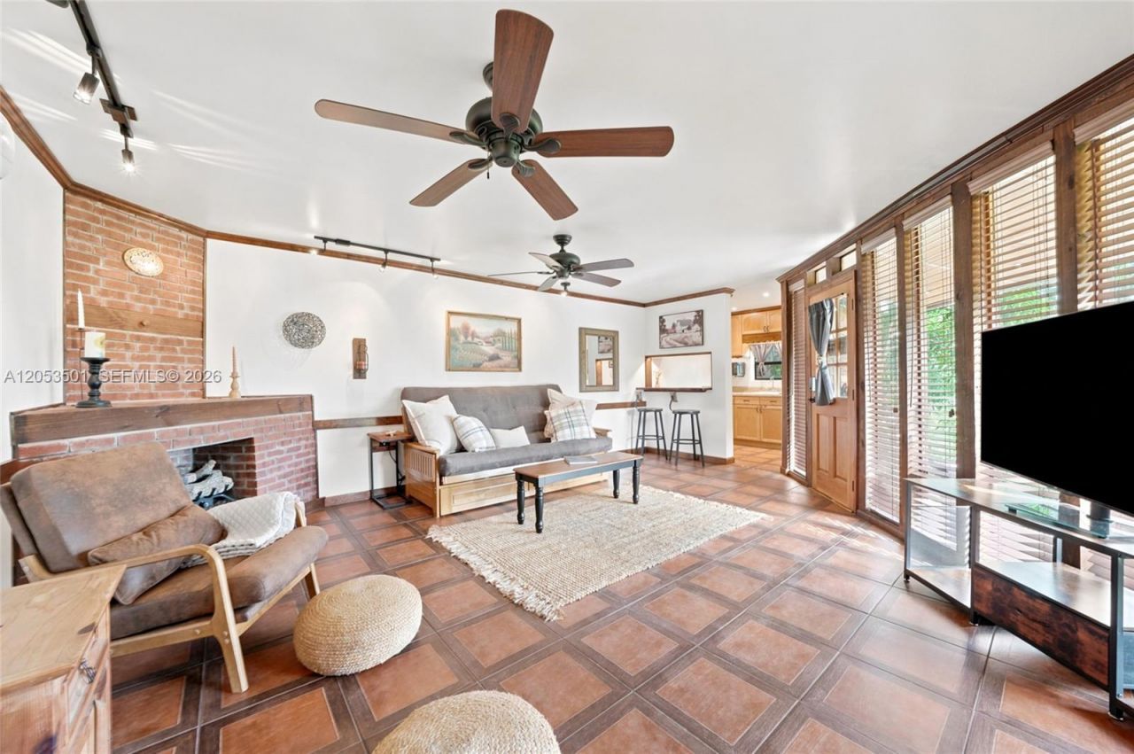 15425 N Miami Ave, Miami, FL 33169 Photo