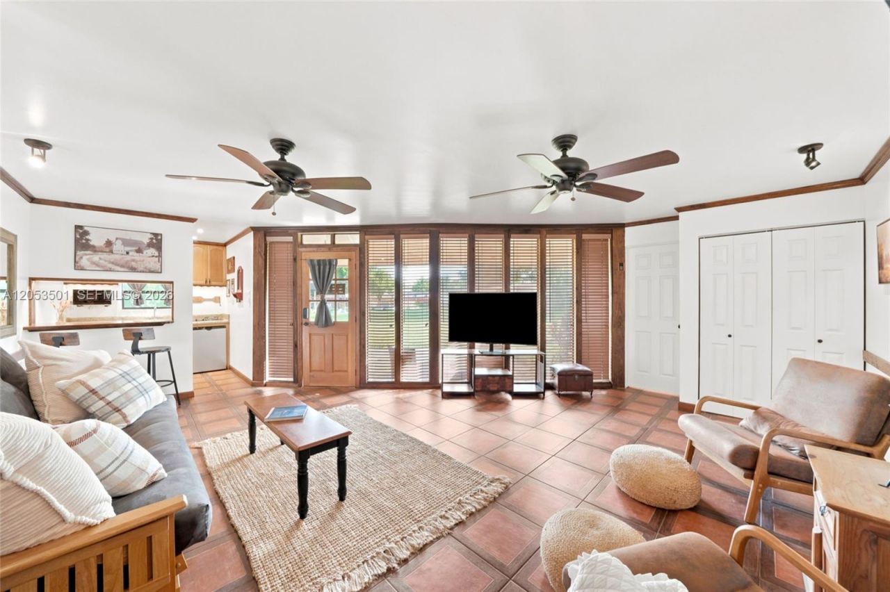 15425 N Miami Ave, Miami, FL 33169 Photo