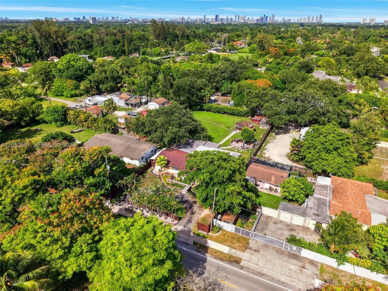 15425 N Miami Ave, Miami, FL 33169 Photo
