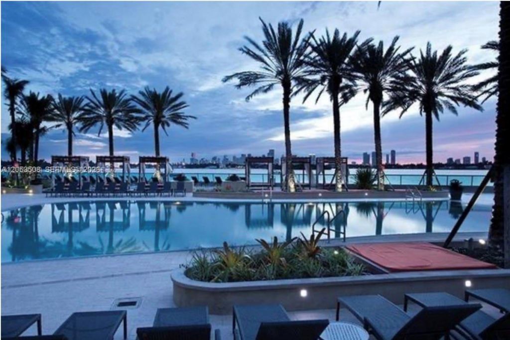 1500 Bay Rd, Unit 484S, Miami Beach, FL 33139 Photo