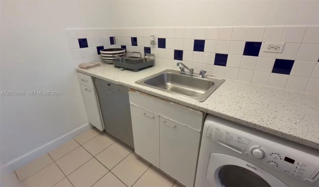 1500 Bay Rd, Unit 484S, Miami Beach, FL 33139 Photo